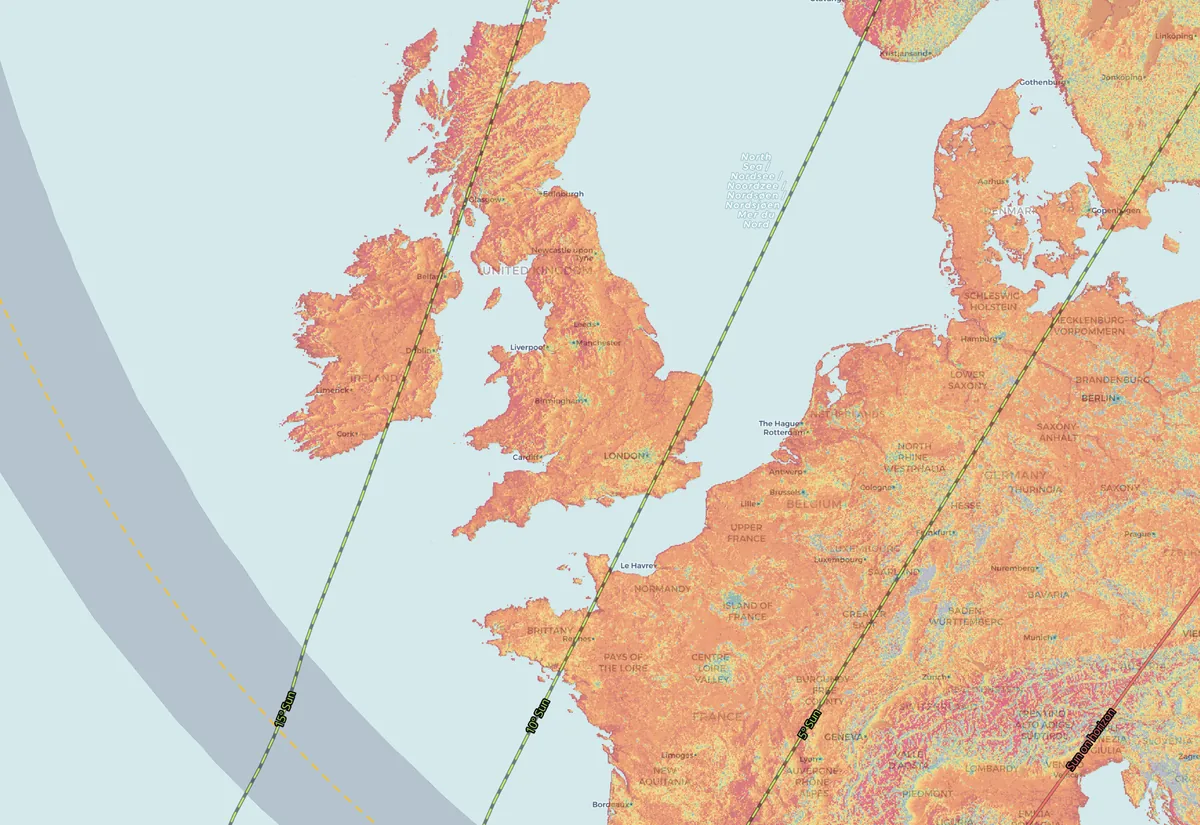 Map of the 12 August 2026 solar eclipse across Europe: path of totality, Sun-altitude lines and clear-horizon heatmap